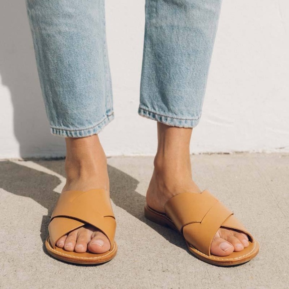 Soludos Paros Slide Sandal - Picture 1 of 2